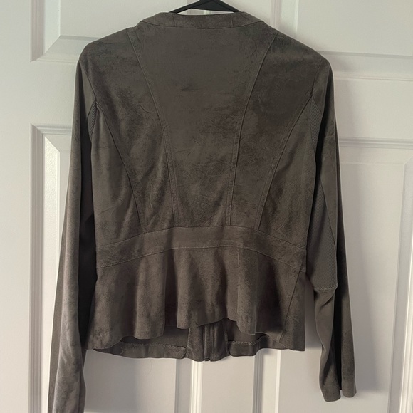 Grey Jacket - Picture 3 of 3